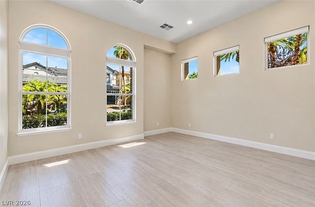 1425 Foothills Village Drive, Henderson, NV 89012