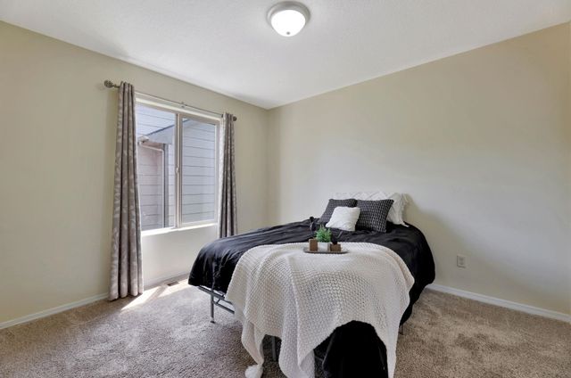 5328 S Ellis St, Wichita, KS 67216