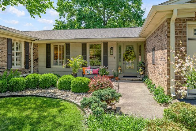 112 Summertree Drive, Nicholasville, KY 40356