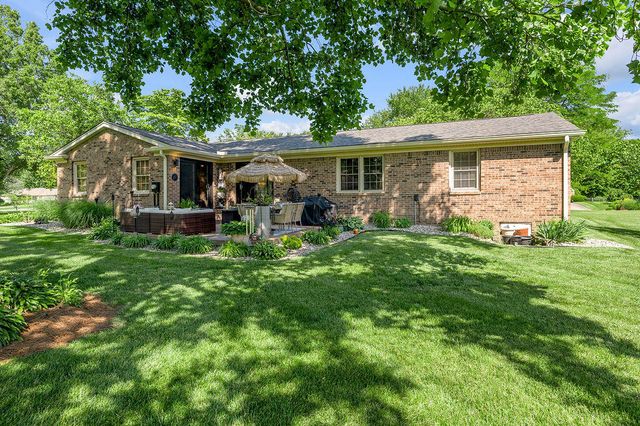 112 Summertree Drive, Nicholasville, KY 40356