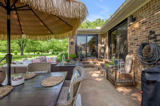 112 Summertree Drive, Nicholasville, KY 40356