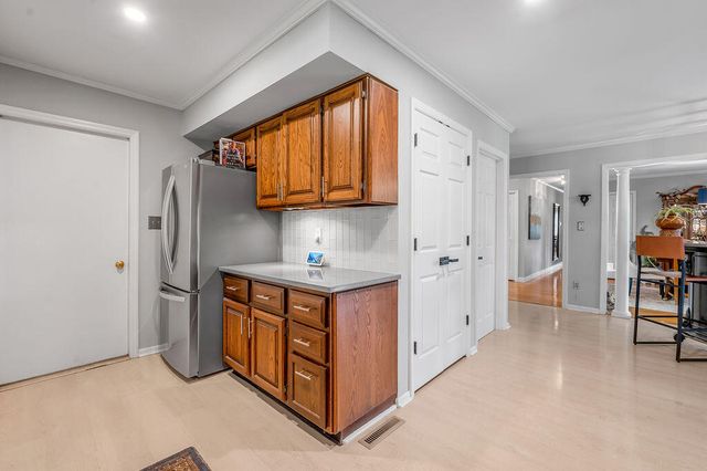 112 Summertree Drive, Nicholasville, KY 40356