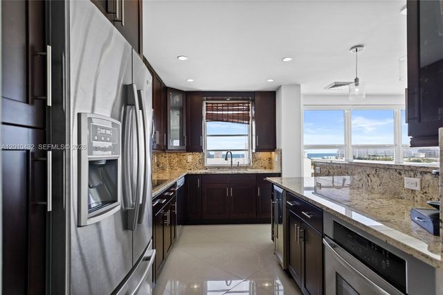 9100 W Bay Harbor Dr 11A, Bay Harbor Islands, FL 33154