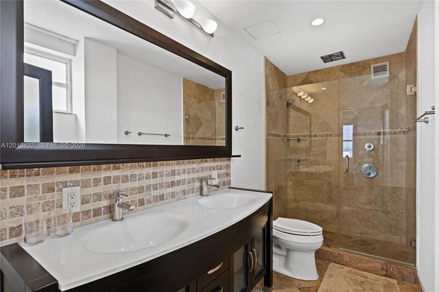9100 W Bay Harbor Dr 11A, Bay Harbor Islands, FL 33154