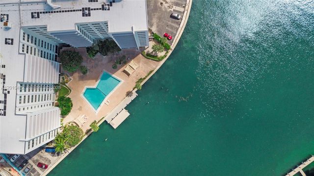 9100 W Bay Harbor Dr 11A, Bay Harbor Islands, FL 33154