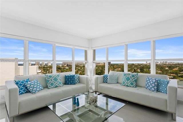 9100 W Bay Harbor Dr 11A, Bay Harbor Islands, FL 33154