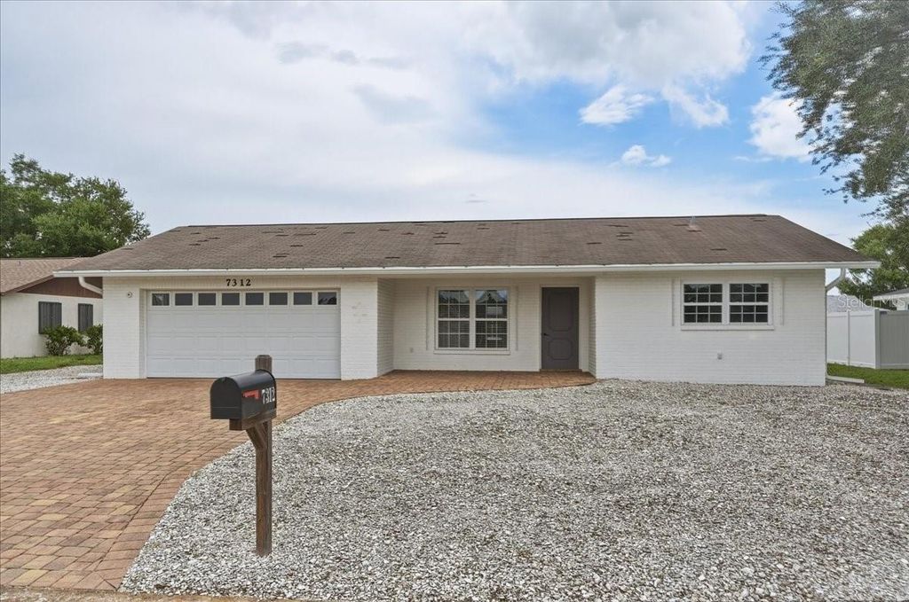 7312 17TH AVENUE W, BRADENTON, FL 34209 — exterior