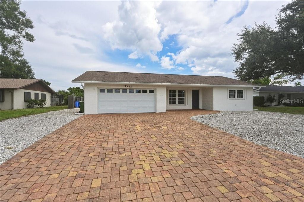 7312 17TH AVENUE W, BRADENTON, FL 34209 — photo 2