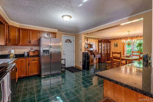 13670 Martin Rd, Newstead, NY 14001