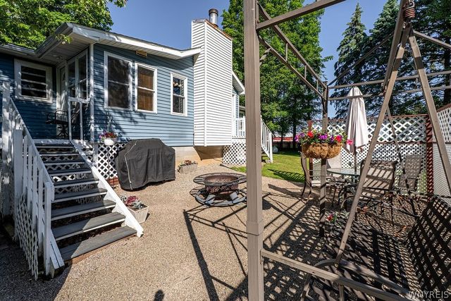 13670 Martin Rd, Newstead, NY 14001