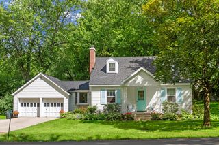 N1762 Hillside ROAD, Lake Geneva, WI 53147