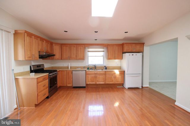 5100 AMPTHILL DR, Alexandria, VA 22312