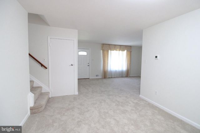 5100 AMPTHILL DR, Alexandria, VA 22312