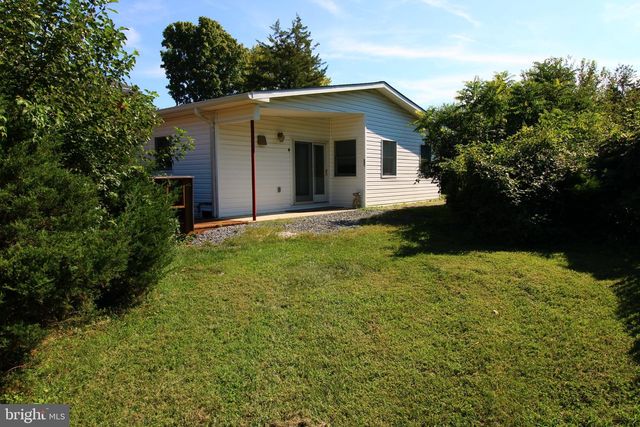 5100 AMPTHILL DR, Alexandria, VA 22312