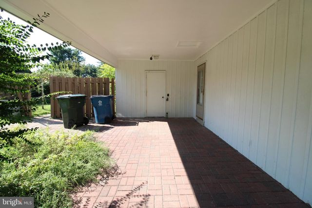 5100 AMPTHILL DR, Alexandria, VA 22312