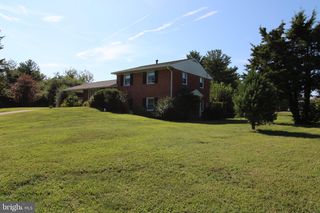 5100 AMPTHILL DR, Alexandria, VA 22312