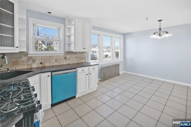 19 Woodward Street, Saddle Brook, NJ 07663