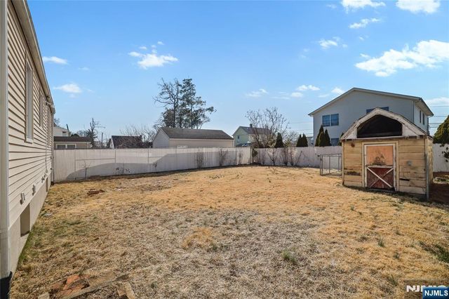 19 Woodward Street, Saddle Brook, NJ 07663