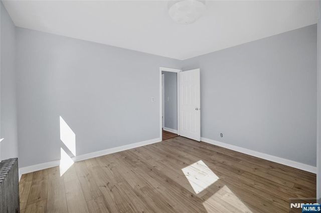 19 Woodward Street, Saddle Brook, NJ 07663