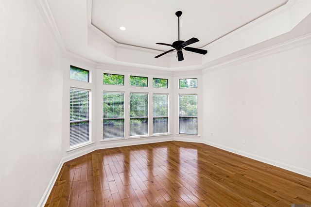 12457 Legacy Hills Dr, Geismar, LA 70734