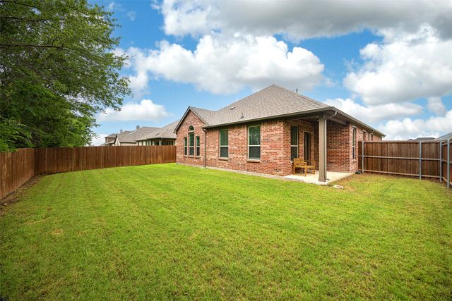 420 Stone Hollow Drive, Ferris, TX 75125