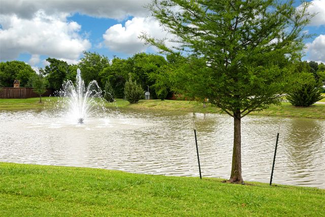 420 Stone Hollow Drive, Ferris, TX 75125