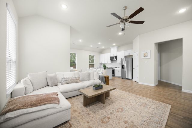 420 Stone Hollow Drive, Ferris, TX 75125