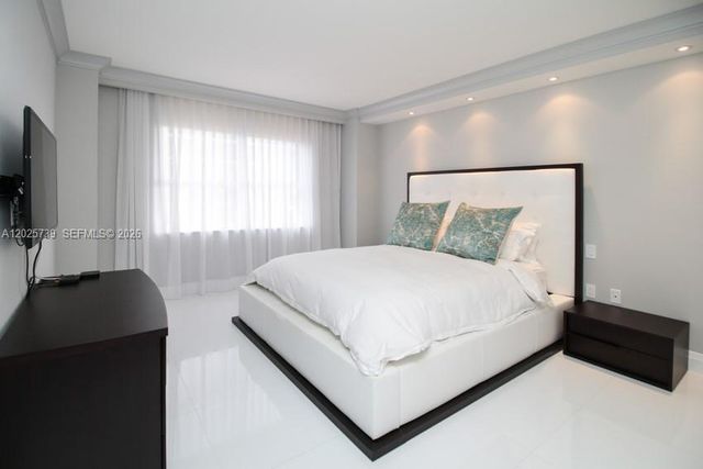9801 Collins Ave 9W, Bal Harbour, FL 33154