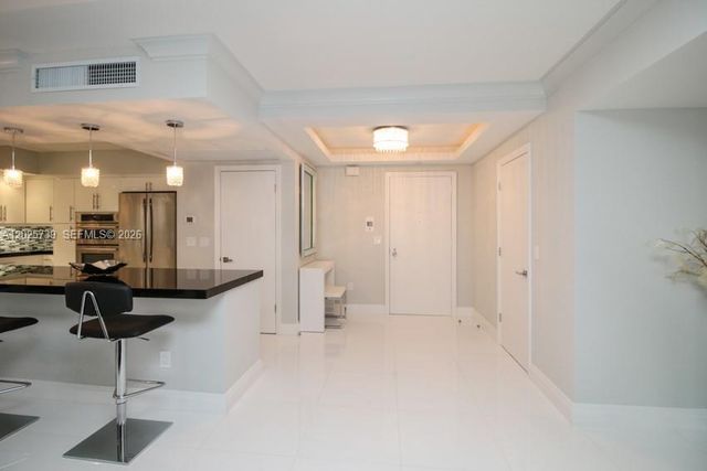 9801 Collins Ave 9W, Bal Harbour, FL 33154