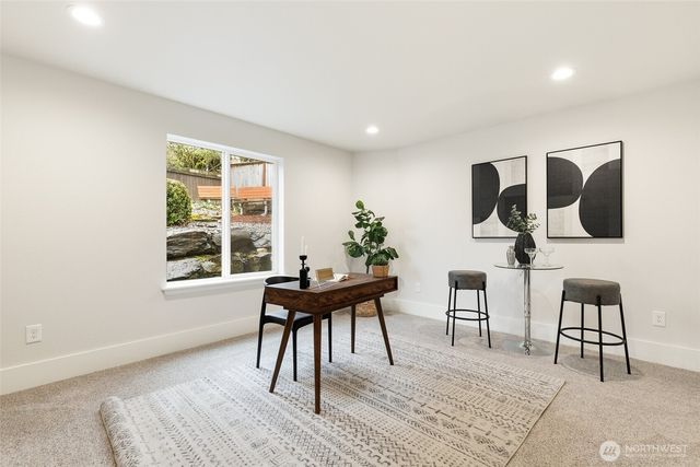 16543 NE 46th Street, Redmond, WA 98052