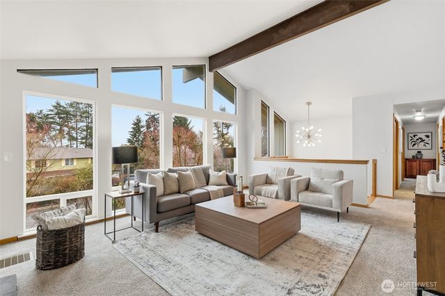 16543 NE 46th Street, Redmond, WA 98052