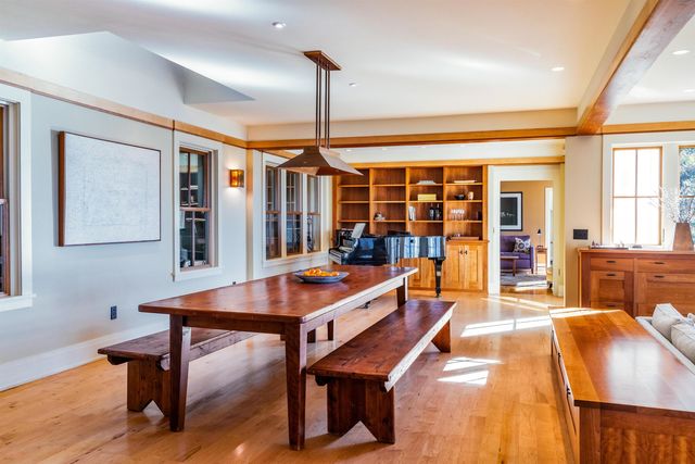 775 Hills Point Road, Charlotte, VT 05445
