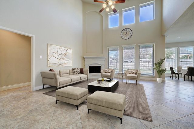 13207 Lone Creek Lane, Pearland, TX 77584