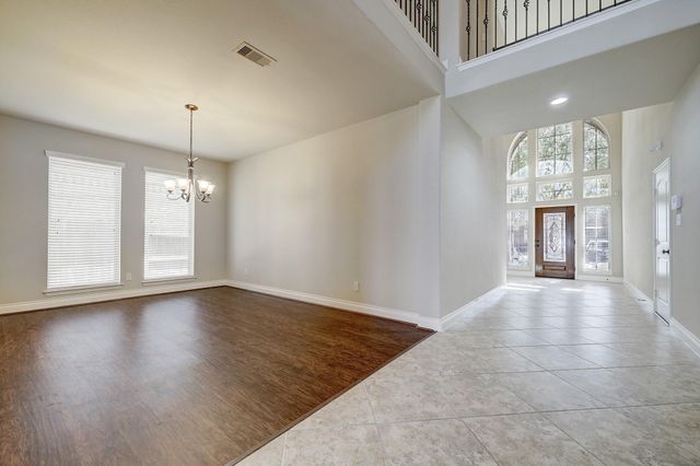 13207 Lone Creek Lane, Pearland, TX 77584