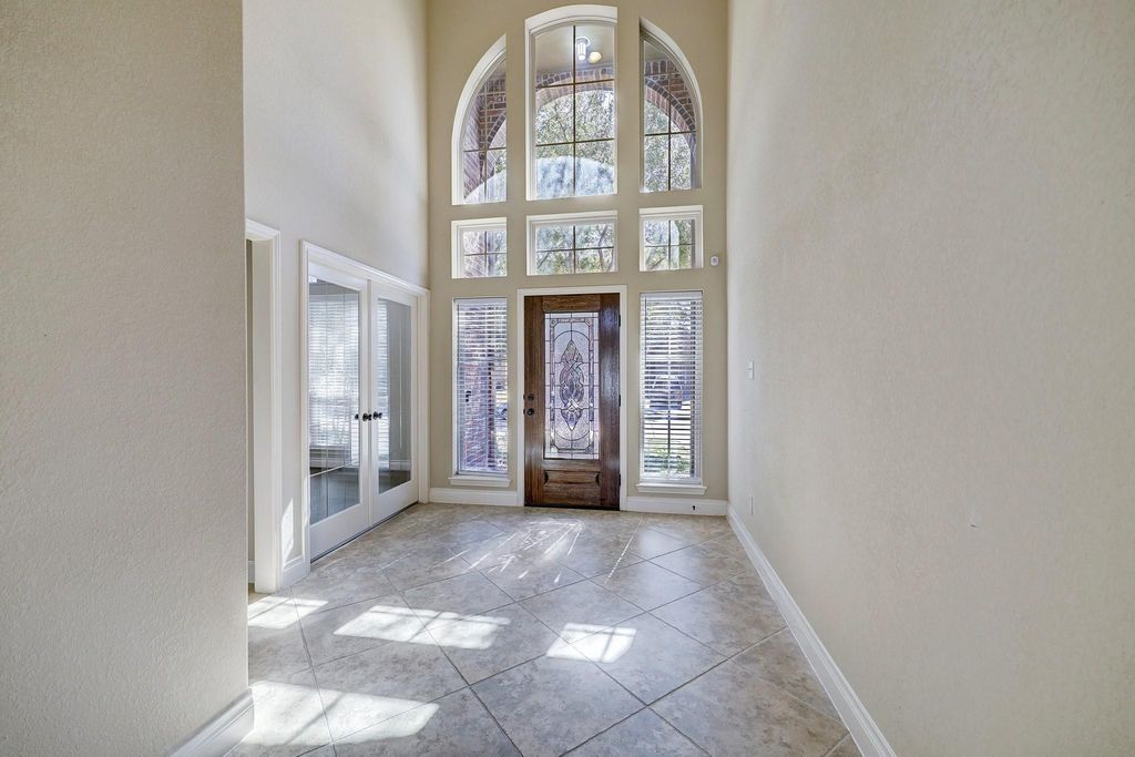 13207 Lone Creek Lane, Pearland, TX 77584