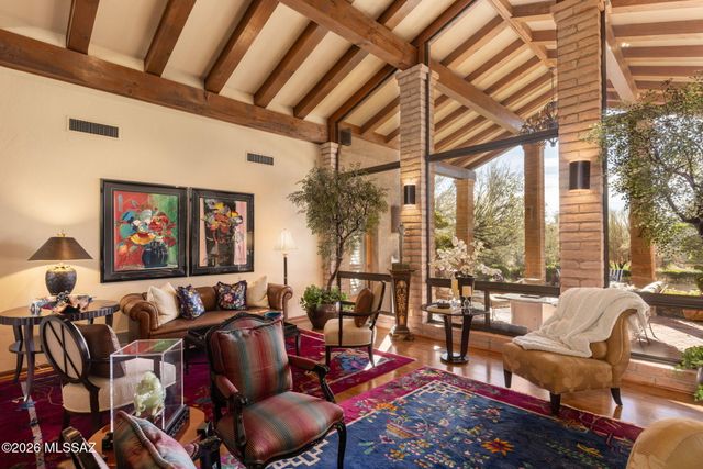 7250 E Ventana Canyon Drive, Tucson, AZ 85750