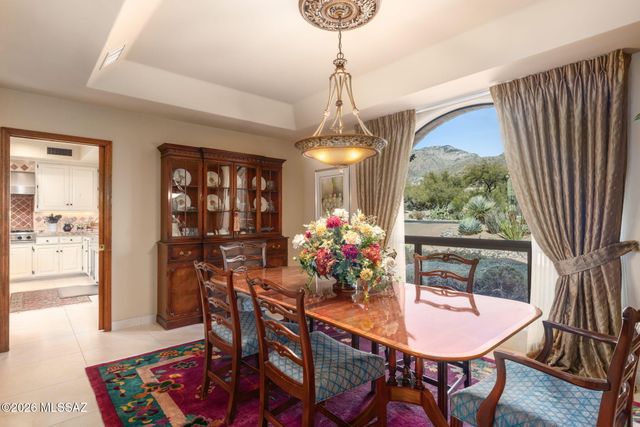 7250 E Ventana Canyon Drive, Tucson, AZ 85750