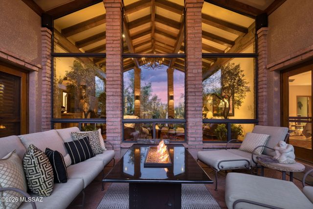 7250 E Ventana Canyon Drive, Tucson, AZ 85750