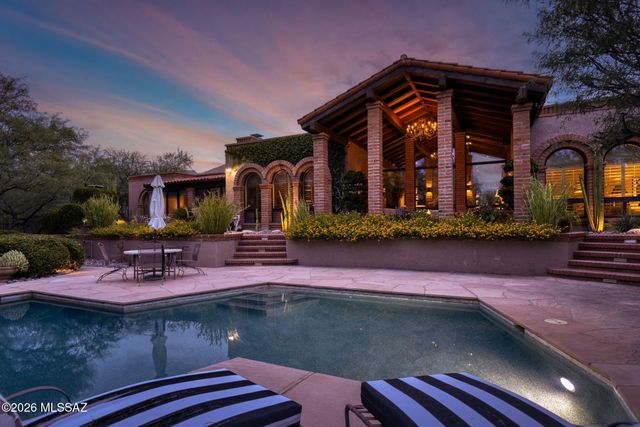 7250 E Ventana Canyon Drive, Tucson, AZ 85750