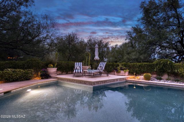 7250 E Ventana Canyon Drive, Tucson, AZ 85750