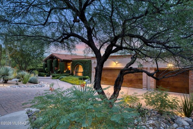 7250 E Ventana Canyon Drive, Tucson, AZ 85750