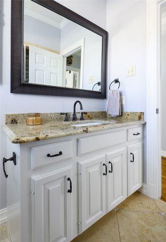 5908 Fallsview Lane, Dallas, TX 75252
