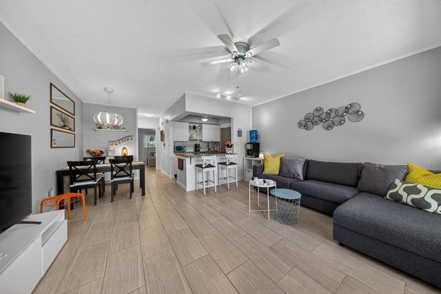 3201 SE 10th Street A11, Pompano Beach, FL 33062