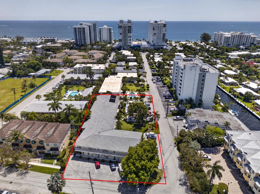 3201 SE 10th Street A11, Pompano Beach, FL 33062