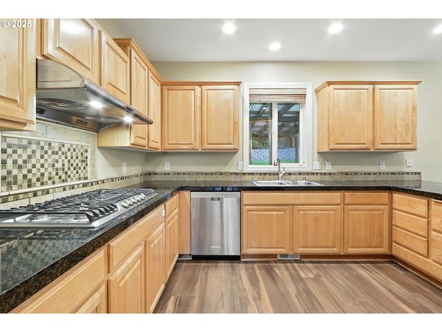 17707 Ne 38TH Way, Vancouver, WA 98682