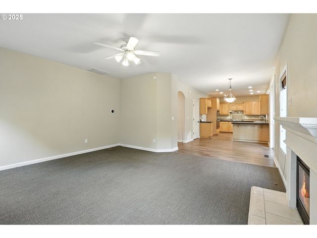 17707 Ne 38TH Way, Vancouver, WA 98682