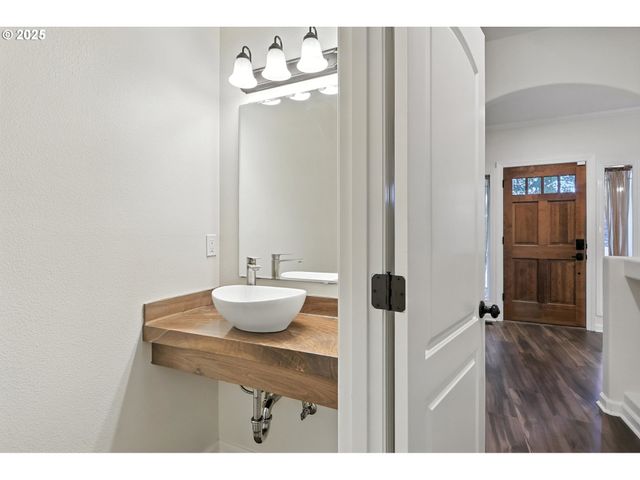 17707 Ne 38TH Way, Vancouver, WA 98682