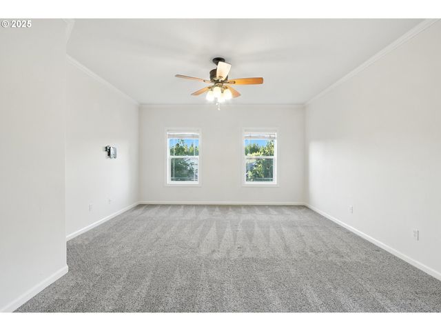 17707 Ne 38TH Way, Vancouver, WA 98682