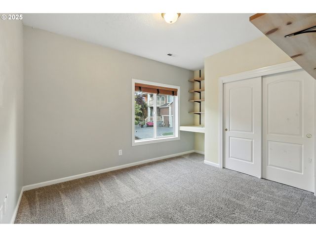 17707 Ne 38TH Way, Vancouver, WA 98682