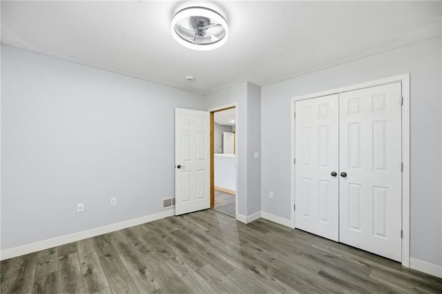 218 Hillside Drive, Baldwin City, KS 66006